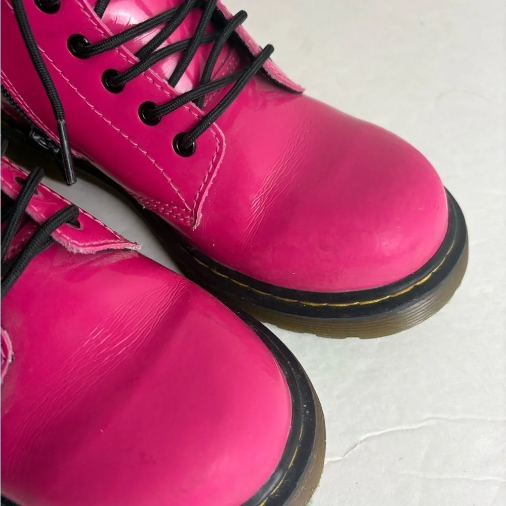 DR. MARTENS 1460 Lace Up Delaney Hot Pink Junior Size 3 US